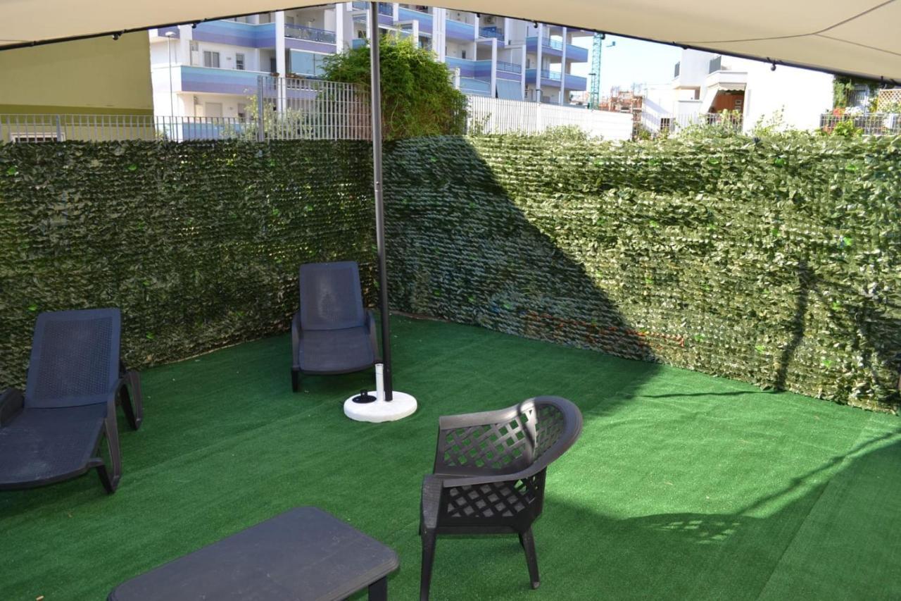 Villa Helios 바를레타 외부 사진